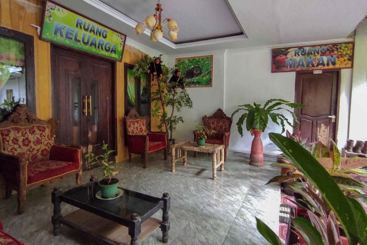 Rinondoran Oyo 90988 Tangkoko Jungle Homestay المظهر الخارجي الصورة